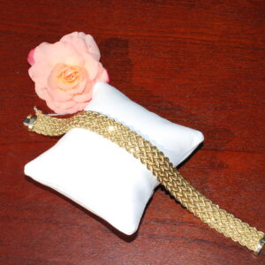 Gold entwined rope bracelet