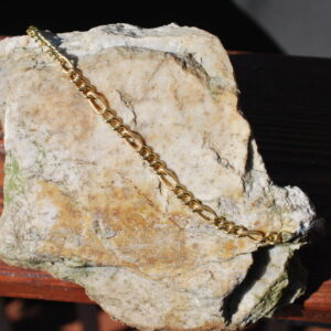 Gold Figaro mariner chain link bracelet