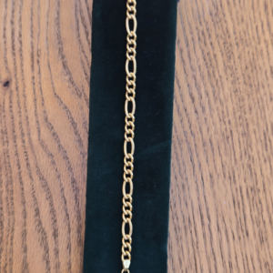 14KYG Figaro Bracelet with pattern